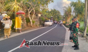 Pelda I Komang Widiarsana Pastikan Keamanan Persembahyangan Piodalan Warga Penarukan