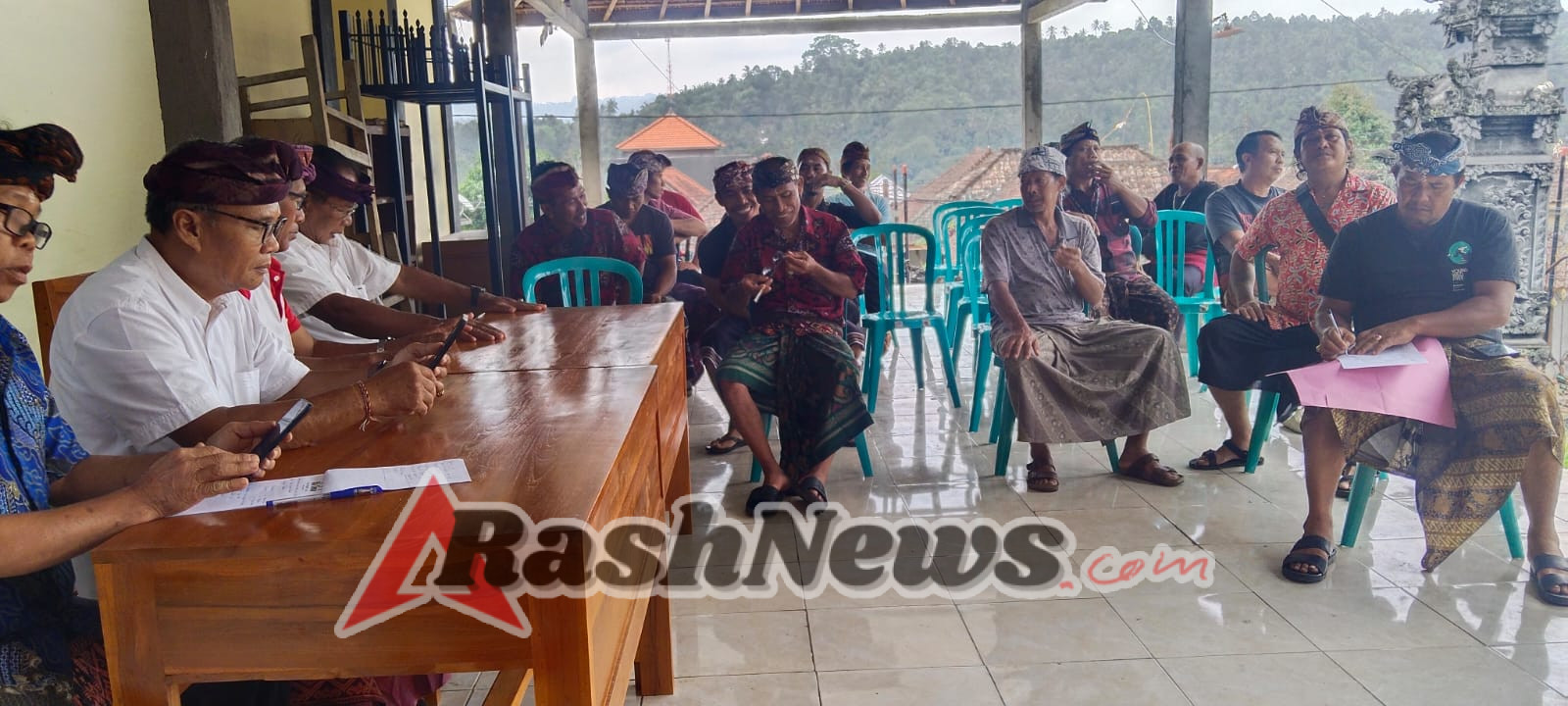 Babinsa Gunungsari Tekankan Peran Pecalang dalam Forum SIPANDUBERADAT 2025