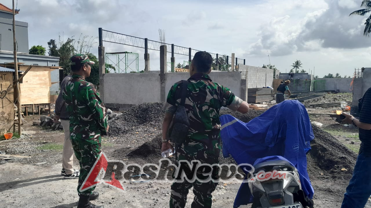 Dandim 1616/Gianyar Laksanakan Peninjauan Pembangunan Kantor Koperasi Merah Putih di Desa Pering