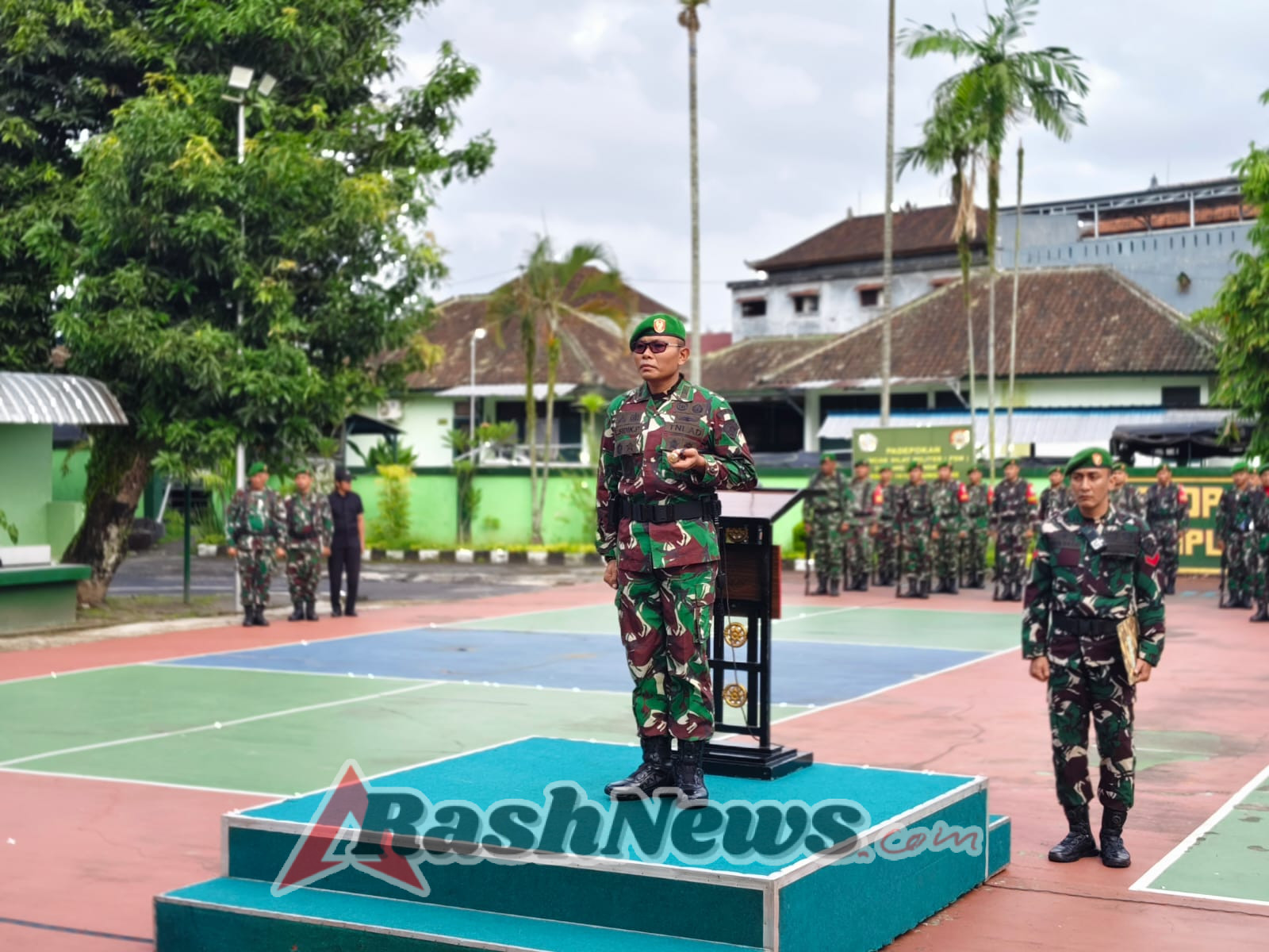 Pimpin Upacara Hari Senin, Letkol Sidik Pramono Tekankan Solidaritas Dan Kekompakan