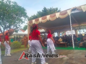 Wujud Sinergitas TNI–Masyarakat, Babinsa Desa Sangsit Hadiri Peringatan Hari Ibu, Natal dan Tahun Baru 2026