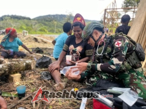 Di Pelosok Tinolok, Satgas Yonif 743/PSY Menjadi Harapan Sehat Untuk Masyarakat