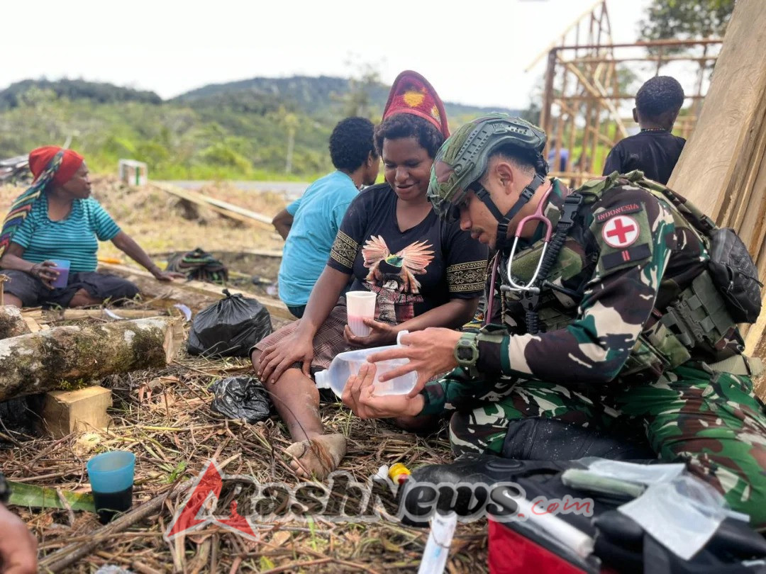 Di Pelosok Tinolok, Satgas Yonif 743/PSY Menjadi Harapan Sehat Untuk Masyarakat