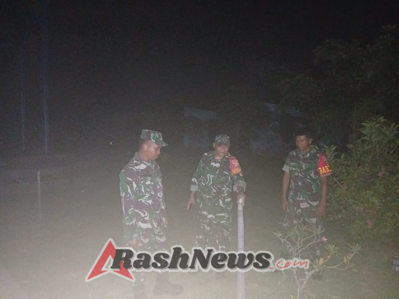 Babinsa Sertu M Saleh Pimpin Patroli Malam di Kota Bima, Situasi Kondusif