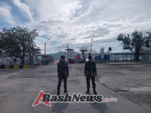 Pengamanan Pelabuhan Poto Tano Berjalan Lancar Berkat Kehadiran Anggota Koramil 1628-04/Poto Tano