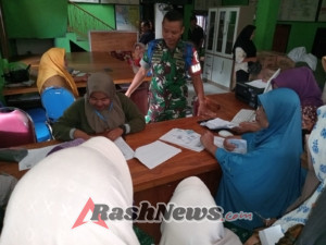Sinergi Babinsa dan Pemerintah Kelurahan Sukseskan Distribusi Bantuan Pangan Bulog di Sampir