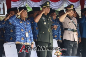 Wakapolres Karangasem Hadiri Upacara HUT KORPRI ke-54 dan HUT PGRI ke-80 di Amlapura
