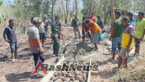 TNI dan Masyarakat Gotong Royong Bangun Infrastruktur Desa Tuabao