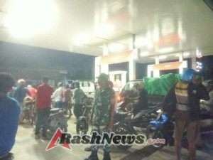 Tingkatkan Kondusifitas, Babinsa Aesesa Lakukan Patroli Keamanan Malam