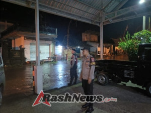 Polsek Selat Laksanakan Blue Light Patrol untuk Tingkatkan Keamanan Wilayah