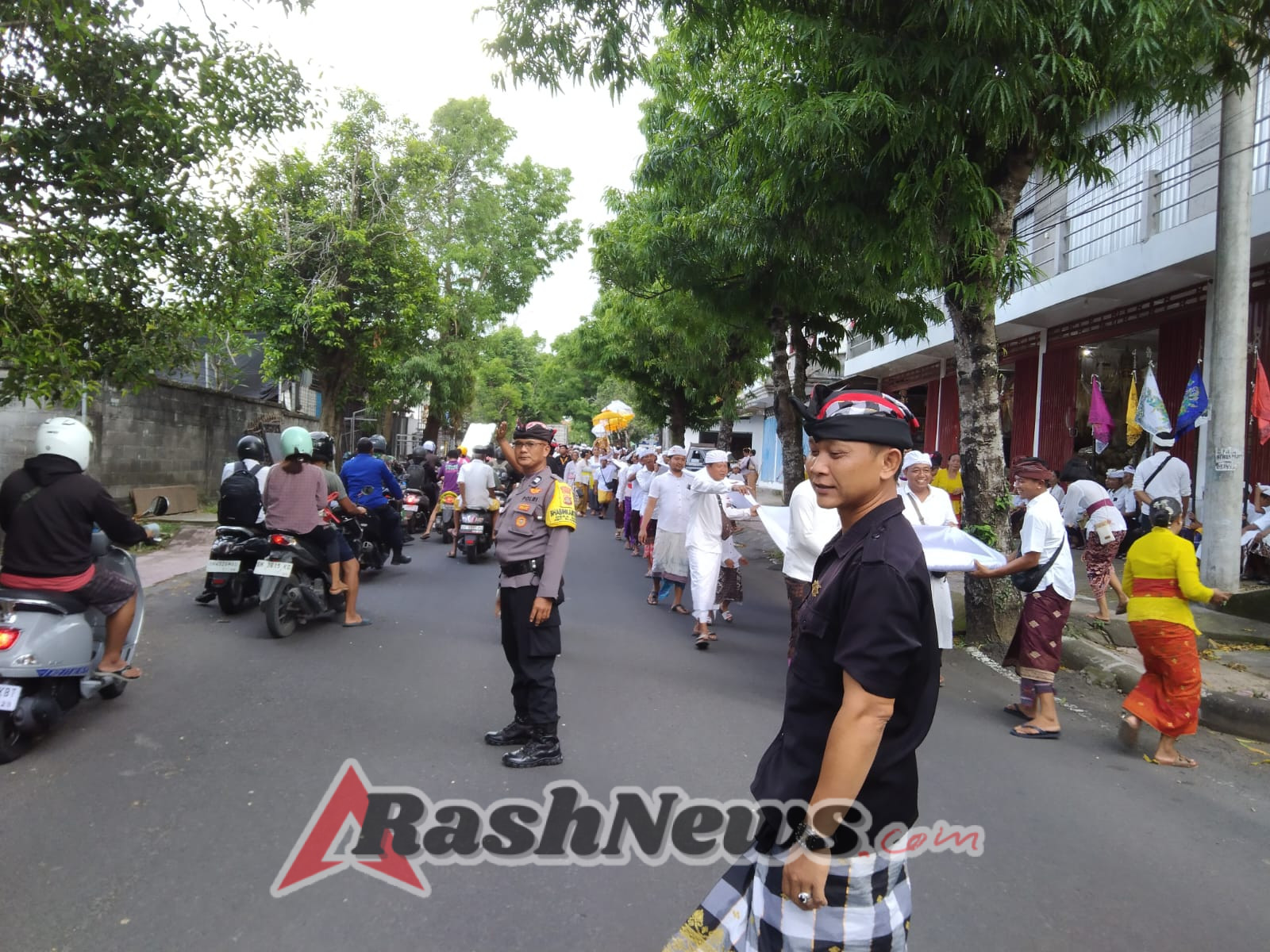 Bhabinkamtibmas Bona Atensi Kegiatan Masyarakat, Wujudkan Rasa Aman