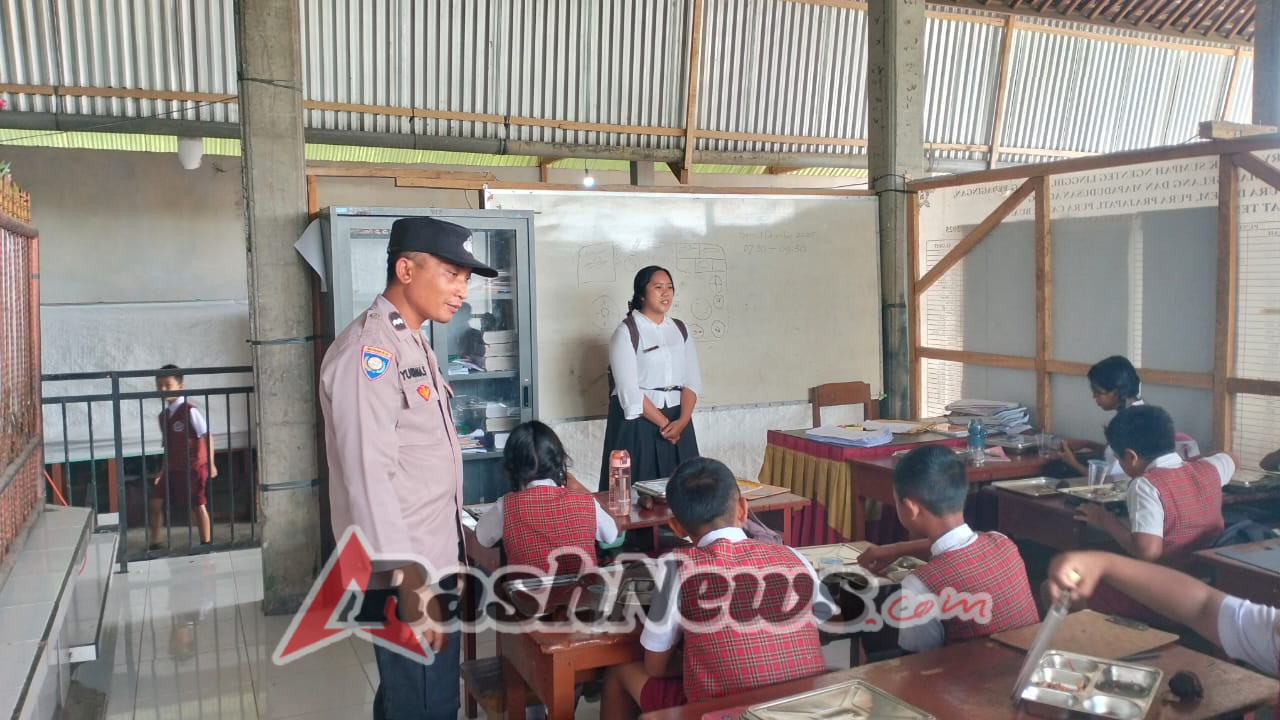 “Bhabinkamtibmas Desa Selat Peduli Gizi, Dukung Tumbuh Kembang Generasi Emas”