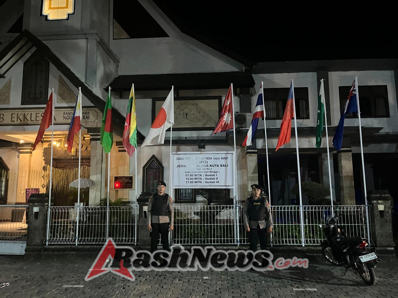 Polres Kawasan Bandara I Gusti Ngurah Rai Laksanakan Patroli Malam pada Area Strategis