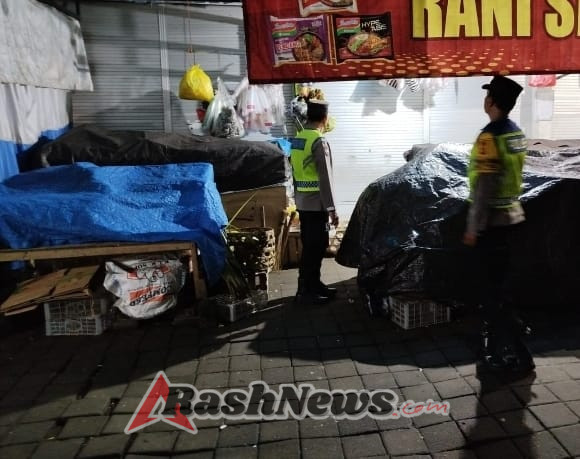 Polsek Penebel Patroli Malam Hari Pastikan Situasi Aman dan kondusif