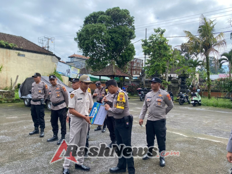 Polsek Rendang Kumpulkan Bantuan Spontanitas Untuk Korban Bencana Alam Sumatra