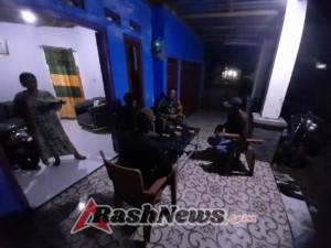 Babinsa Kramat Perkuat Sinergi dengan Warga Lewat Ronda Malam