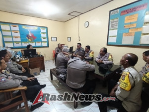 Perkuat Tugas Pembinaan Masyarakat, Kapolsek Dentim Beri Arahan Strategis kepada Bhabinkamtibmas