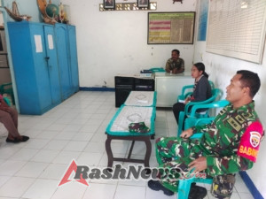 Babinsa Ramil 1602-01/Ende Temui Pihak Sekolah untuk Monitoring dan Pendampingan Siswa