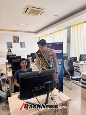 Pelayanan Satpas SIM Polresta Denpasar Berikan Sosialisasi Tertib Berlalulintas dan Pendampingan kepada Pemohon SIM