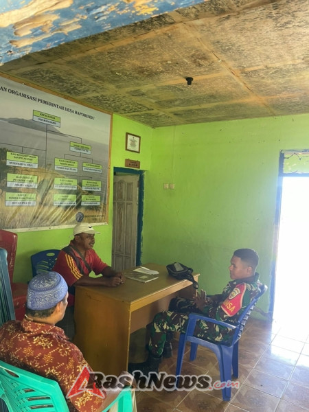 Babinsa Ende Dukung Ketertiban Warga Lewat Komsos dan Pamwil di Desa Raporendu