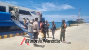 Pengamanan dan Pengawasan Arus Penumpang Kapal Expres Bahari 8E di Pelabuhan Ba’a