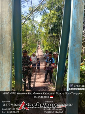 Danpos Golewa Selatan Cek Kerusakan dan Rencana Pembangunan Ulang Jembatan Gantung Niba