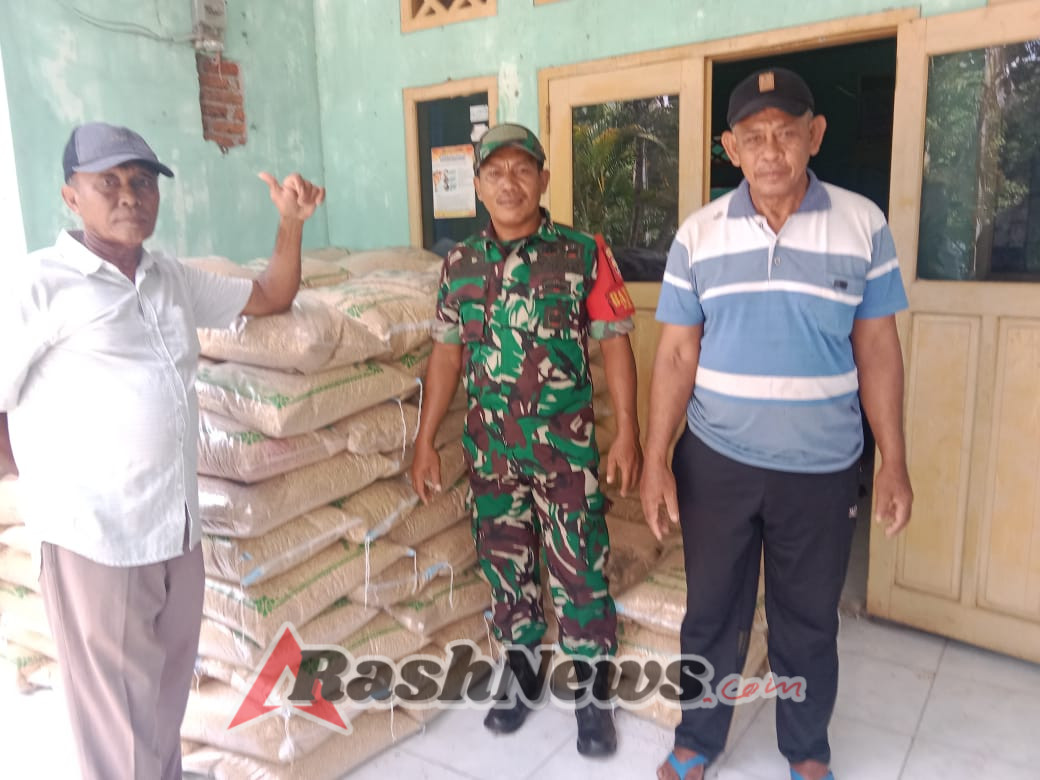 Sertu Suharman Kawal Distribusi Bantuan Pertanian di Asakota