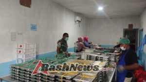 Babinsa Serda Ismail Rahadat Kawal Program Makanan Bergizi Gratis di Kecamatan Rote Timur
