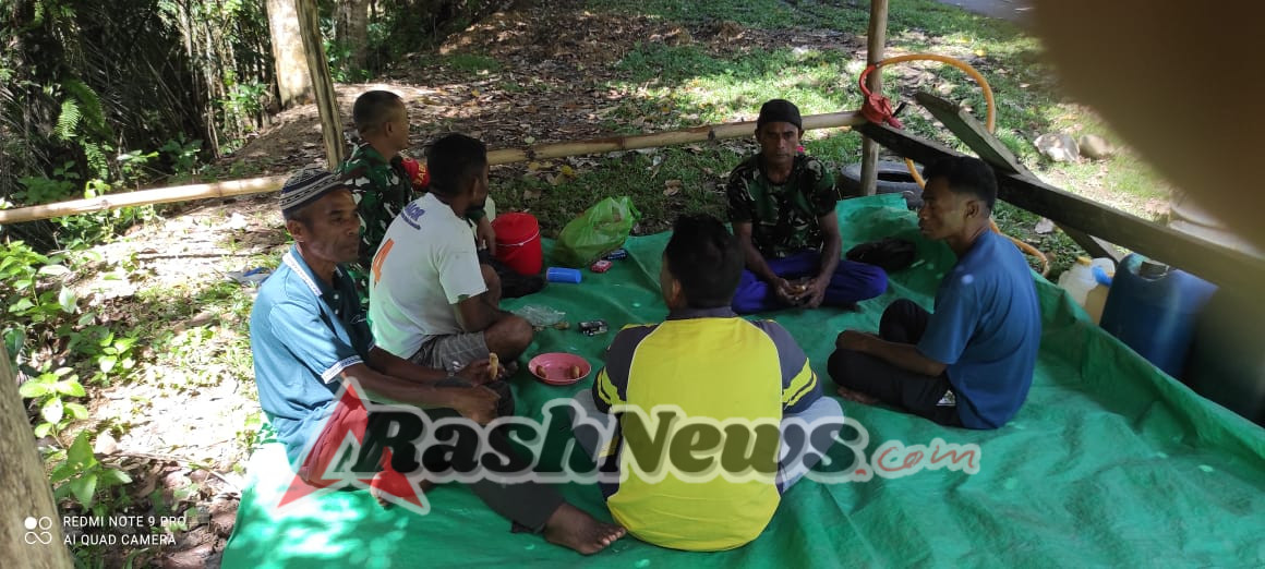 Sertu Muksin Kawal Stabilitas Wilayah Lewat Komsos dan Monitoring di Kecamatan Ndori