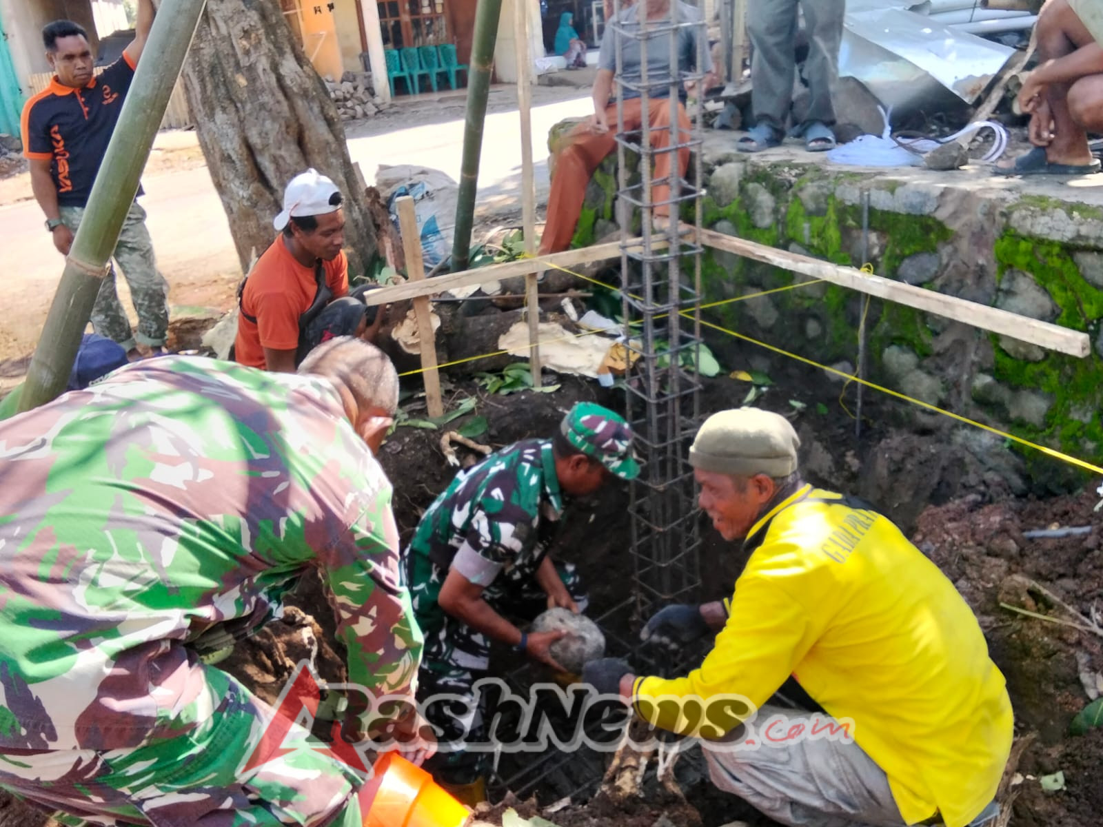 Ketua dan Pengawas KDKMP Desa Pesa Hadiri Proyek Strategis Pembangunan di Kecamatan Wawo