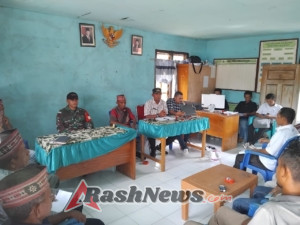 Koramil 1630-01/Komodo Dampingi Musyawarah Desa untuk Perkuat Ekonomi dan Pembangunan Desa