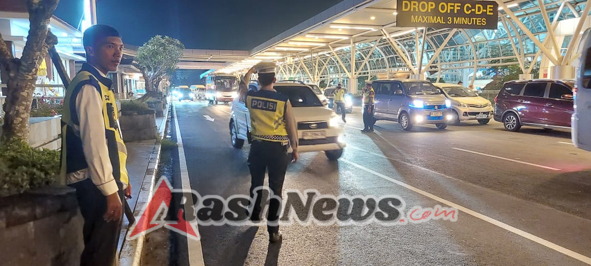 Polres Bandara Ngurah Rai Perketat Pengaturan Lalu Lintas di Terminal Internasional