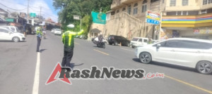 Antisipasi Lonjakan Pengunjung Akhir Pekan, Personel Polres Bangli Laksanakan Pengamanan dan Pengaturan Lalu Lintas di Obyek Wisata Penelokan Kintamani