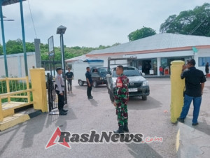 Babinsa Pantai Baru Jaga Ketertiban Aktivitas Transportasi Laut