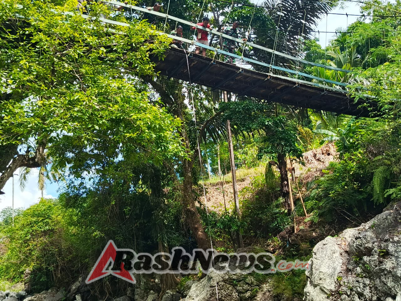 Sinergi Kodim 1625/Ngada dalam Penyiapan Lahan dan Infrastruktur Desa