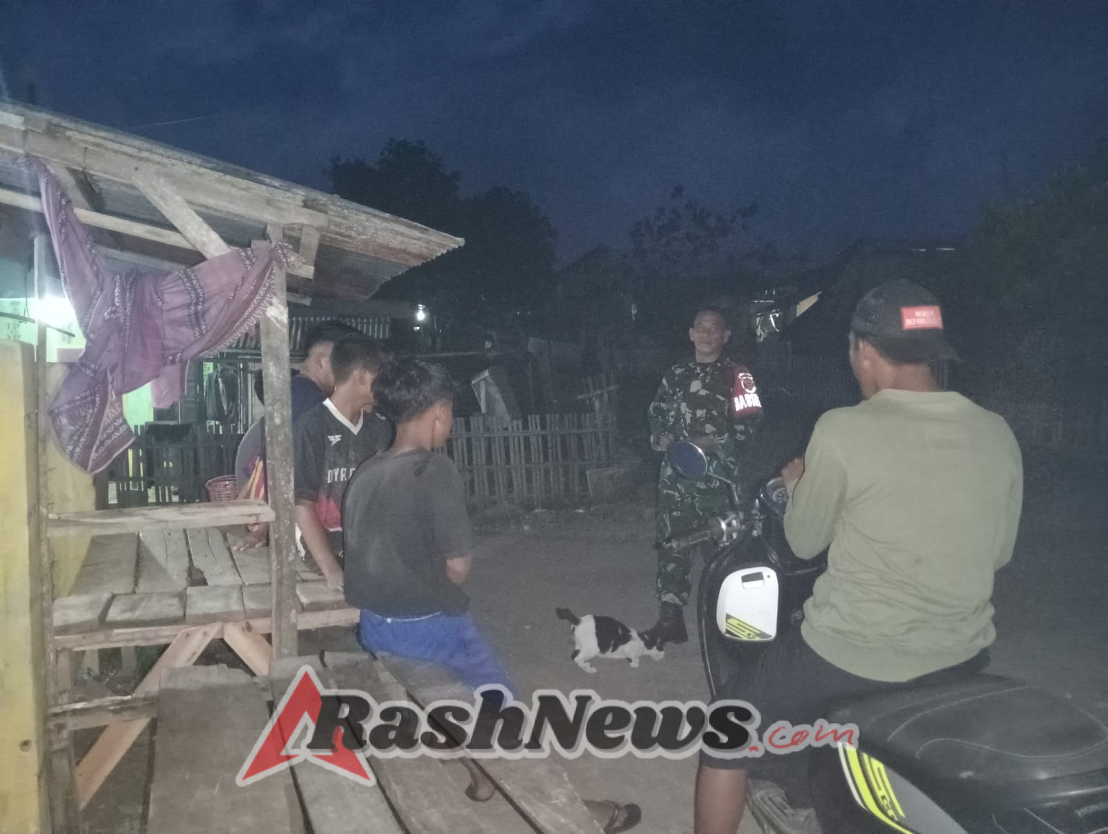 Babinsa dan Karang Taruna Karamabura Gelar Pembinaan Pemuda di Dusun Ndano Duwe