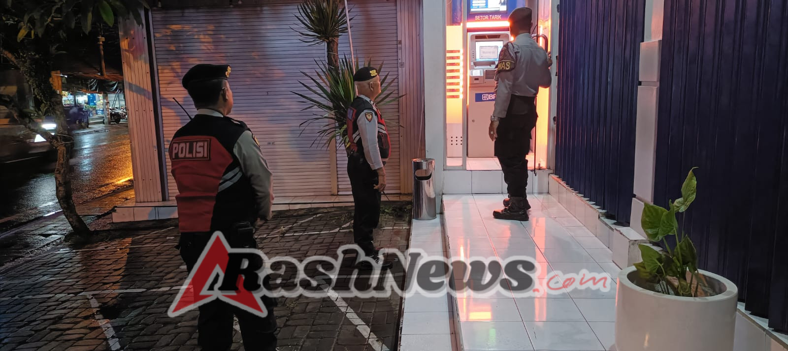 Polsek Abiansemal Intensifkan Patroli Harkamtibmas Sambangi Objek Vital Perbankan & Jalur Sepi