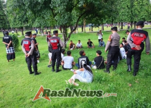 Antisipasi Konsumsi Miras dan Potensi Kerawanan, Polsek Dentim Intensifkan Patroli di Lapangan Bajra Sandhi