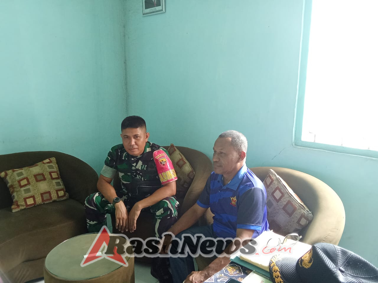 TNI Dekat dengan Warga: Komsos dan Pamwil di Lio Timur Berjalan Lancar