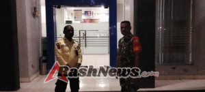 Babinsa Aimere Aktif Jaga Kamtibmas Melalui Patroli Malam