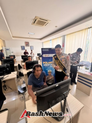 Satpas SIM Polresta Denpasar Berikan Sosialisasi Tertib Berlalulintas kepada Para Pemohon SIM