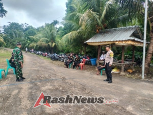 Dikawal TNI Polri Dan Pecalang, Persembahyangan Di Pura Puser Sahab Batumadeg Berjalan Lancar Dan Khidmat