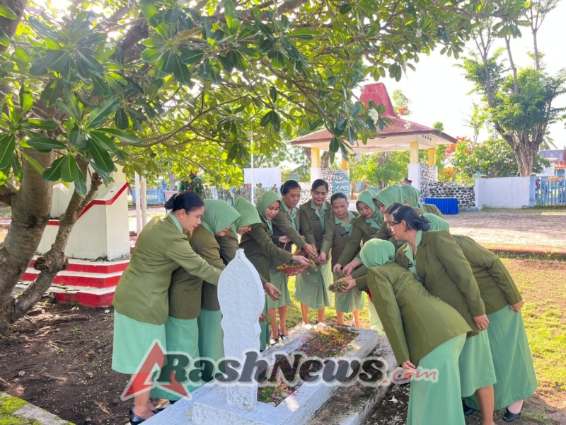 Kodim 1601/Sumba Timur Laksanakan Ziarah Rombongan dalam Rangka Hari Juang TNI