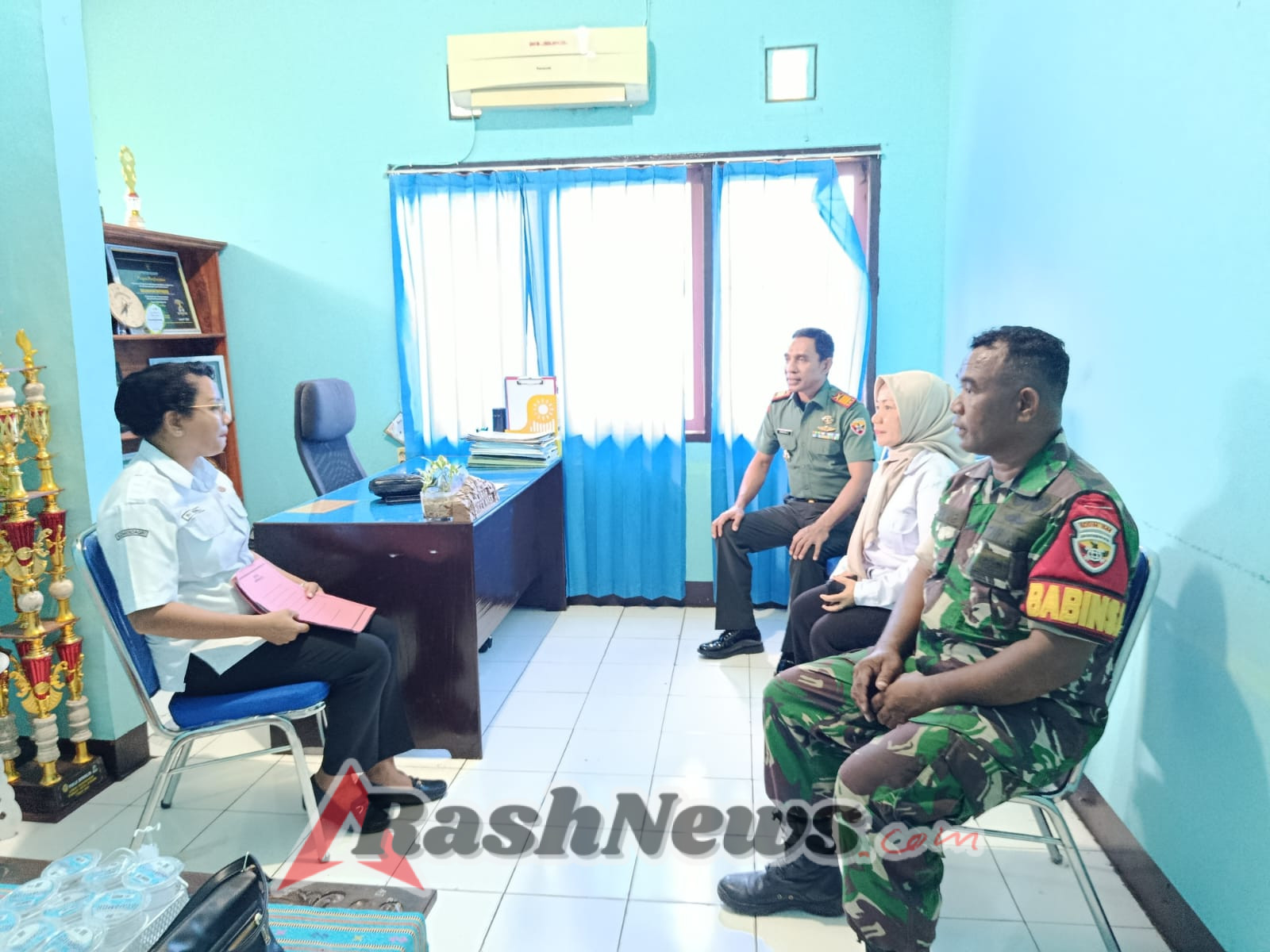 Babinsa Bersama Pemerintah Kelurahan Apresiasi Kinerja Lingkungan