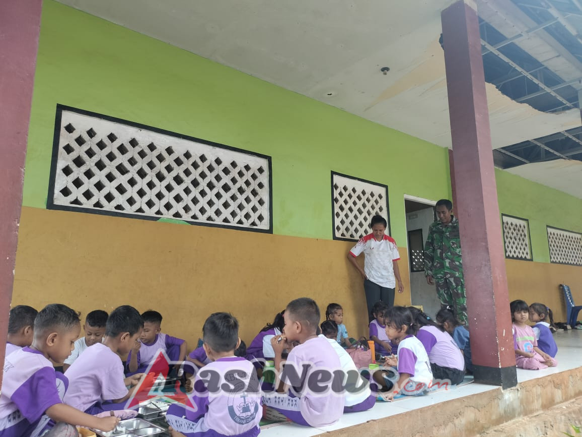Ribuan Pelajar di Pantai Baru Dapat Menu Bergizi, Tim MBG dan Babinsa Kawal Distribusi Hingga Aman