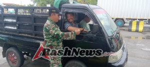 Aktivitas Pelabuhan Tetap Kondusif, Babinsa Desa Senayan Lakukan Pengamanan Rutin