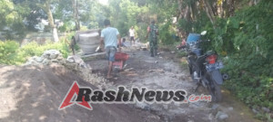 Pembangunan Infrastruktur dan Komsos, Babinsa Perkuat Hubungan dengan Masyarakat