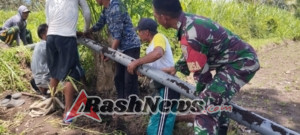 Sertu Mustahri Wujudkan Kemanfaatan Babinsa dengan Membantu Perbaikan Saluran Air Bersih