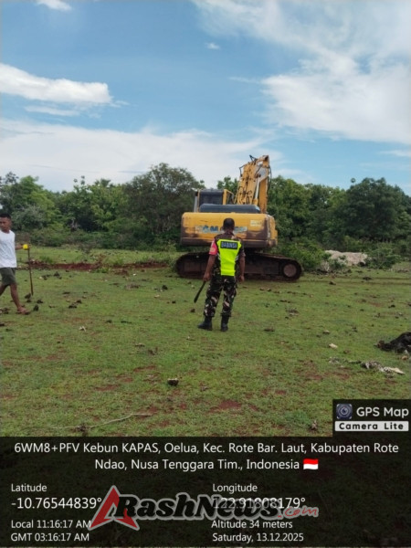 Sertu Jose Timo Pantau Pekerjaan Pondasi Koperasi Merah Putih di Wilayah Batutua