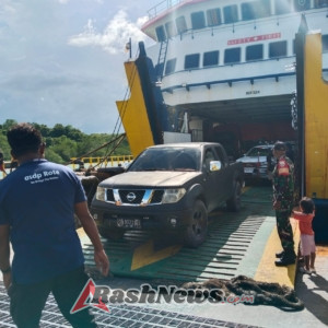 Monitoring Pelabuhan Ferry Pantai Baru oleh Piket Koramil